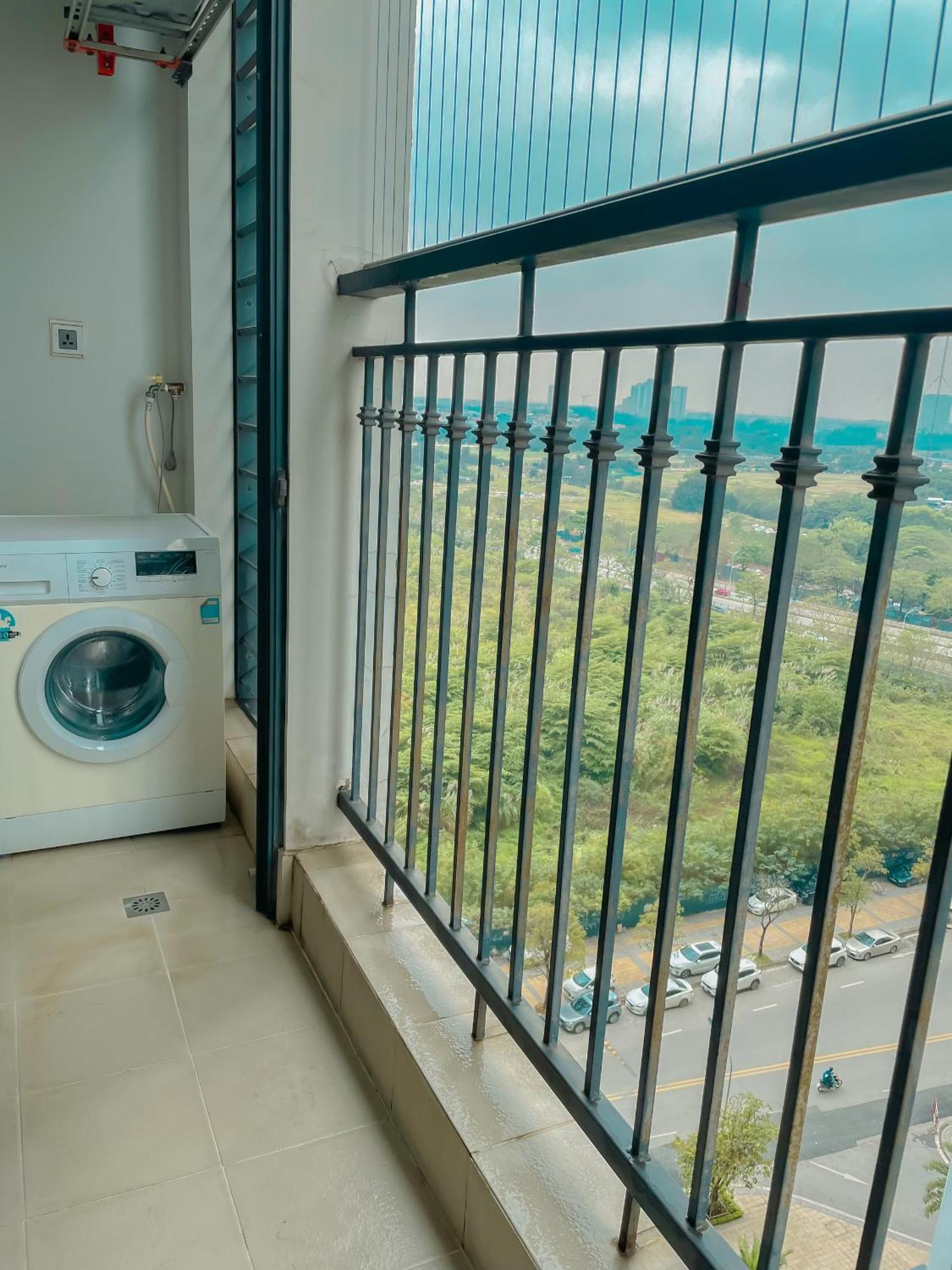 Rosee House -Luxury Apartment In Vinhomes Greenbay Hanoi Luaran gambar