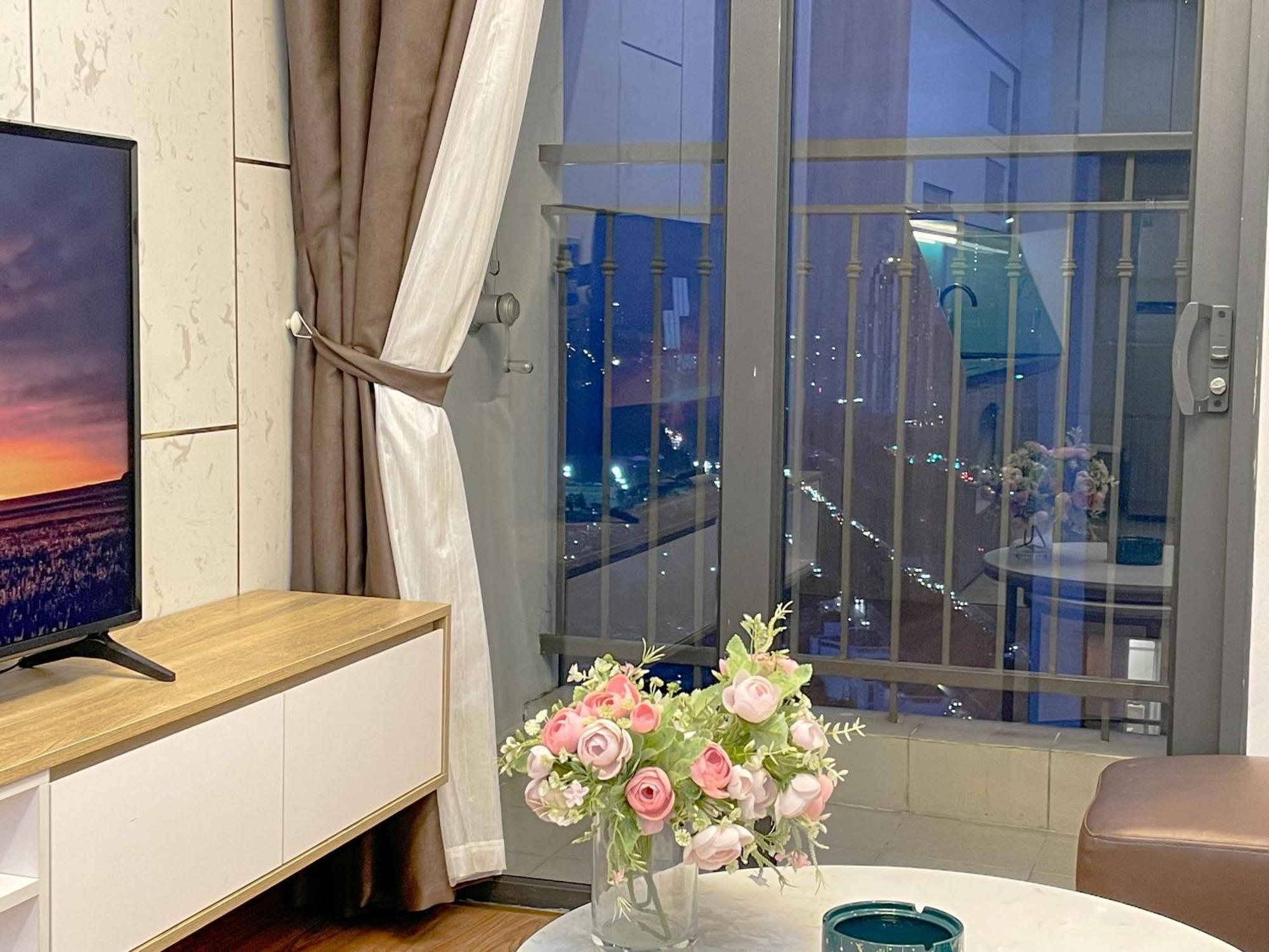 Rosee House -Luxury Apartment In Vinhomes Greenbay Hanoi Luaran gambar